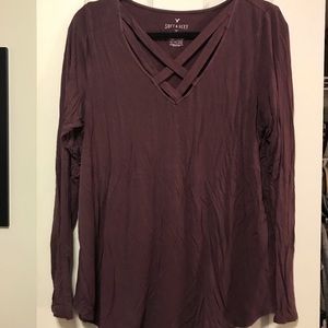 American Eagle Long Sleeve T-Shirt
